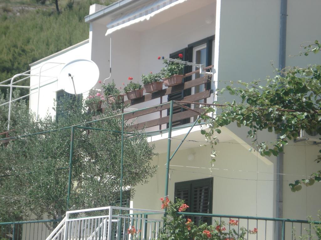 Apartments Smiljana 오미스 외부 사진